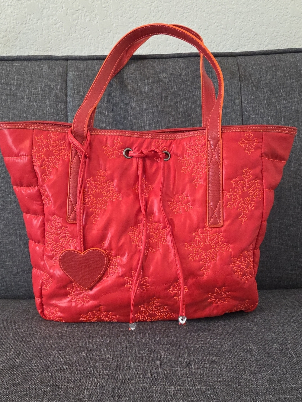 Vera Wang Red Bag With Quilted Snowflakes